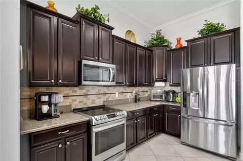 Kitchen - 5269 Royce Dr, Mount Dora, FL 32757 photo 2 of 3