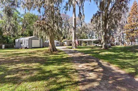 28315 Private Rd, Okahumpka, FL 34762