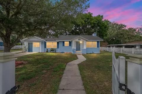 Exterior - 111 E Charlotte Ave, Eustis, FL 32726 photo 3 of 15