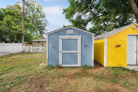 Exterior - 111 E Charlotte Ave, Eustis, FL 32726 photo 10 of 15