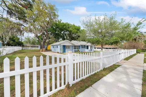 Exterior - 111 E Charlotte Ave, Eustis, FL 32726 photo 7 of 15