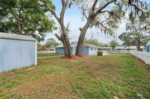 Exterior - 111 E Charlotte Ave, Eustis, FL 32726 photo 13 of 15