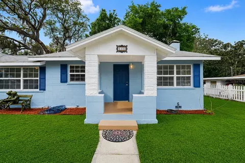 Exterior - 111 E Charlotte Ave, Eustis, FL 32726 photo 2 of 14