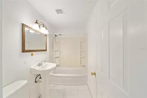 Bath - 111 E Charlotte Ave, Eustis, FL 32726 photo 9 of 9
