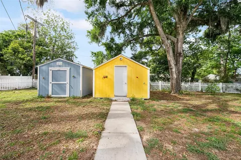 Exterior - 111 E Charlotte Ave, Eustis, FL 32726 photo 9 of 15