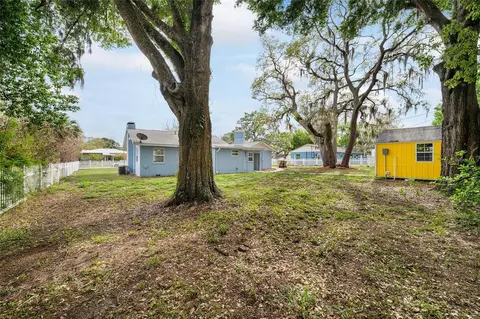 Exterior - 111 E Charlotte Ave, Eustis, FL 32726 photo 12 of 15