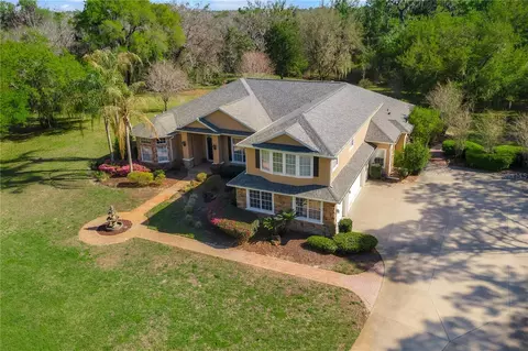6826 Silver Charm Ct, Leesburg, FL 34748