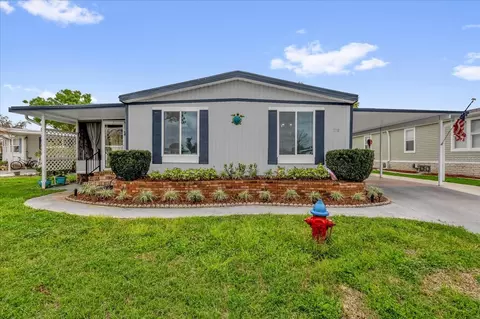 518 Palo Verde Dr, Leesburg, FL 34748