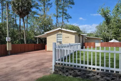 15423 Navaho Trl, Eustis, FL 32726