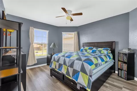 Bedroom - 8506 SW 136th Loop, Ocala, FL 34473 photo 3 of 7