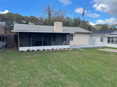 5535 Bertsville Rd, Lady Lake, FL 32159