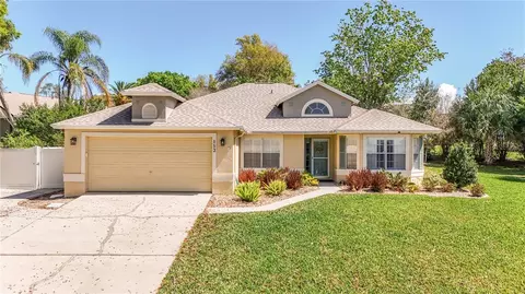 112 Madrona, Eustis, FL 32726