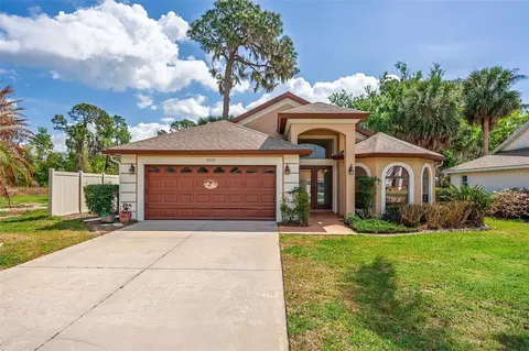 1010 Vindale Rd, Tavares, FL 32778
