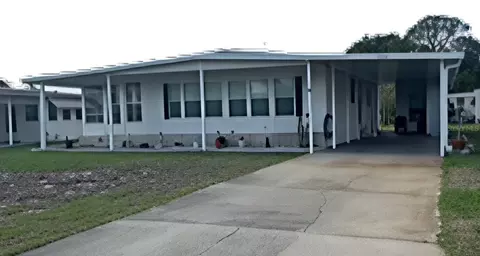 1211 Apache Cir, Tavares, FL 32778