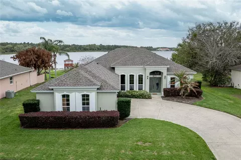 3804 Bayshore Cir, Tavares, FL 32778