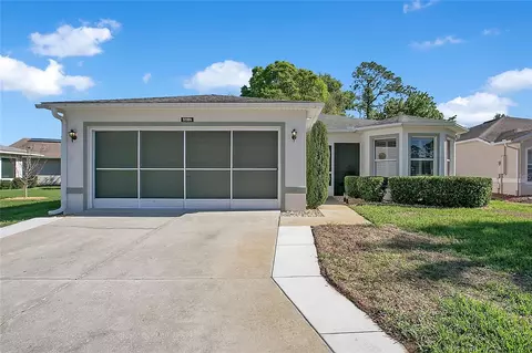 32804 Oak Park Dr, Leesburg, FL 34748