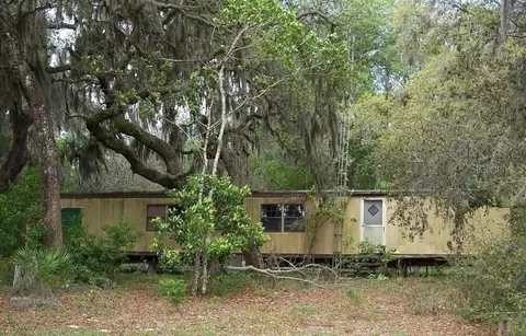22425 NE 105th Avenue Rd, Fort Mc Coy, FL 32134