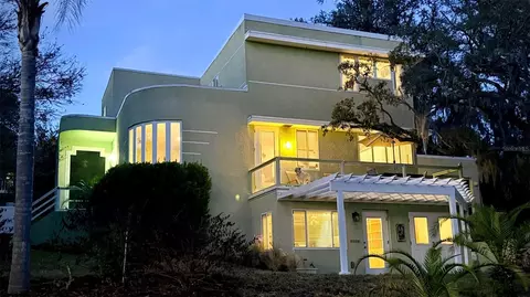 190 Crystal Lake Dr, Clermont, FL 34711