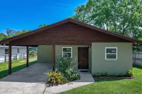30848 Deal Dr, Sorrento, FL 32776