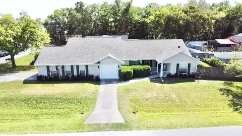 1220 Myrtle Ave, Saint Cloud, FL 34771