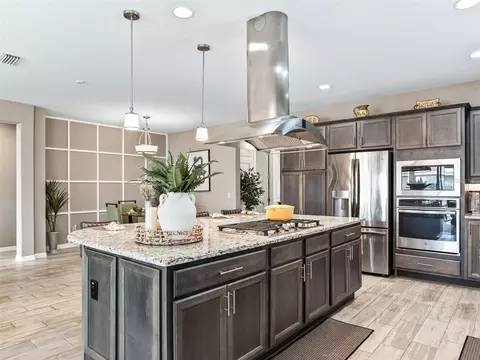 Kitchen - 5662 NW 40th Loop, Ocala, FL 34482 photo 8 of 11