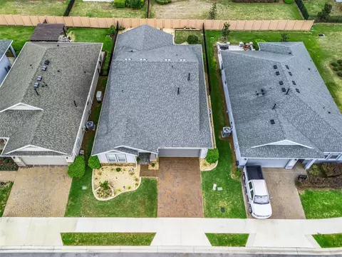 View/Area - 5662 NW 40th Loop, Ocala, FL 34482 photo 1 of 9