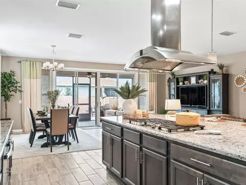 Kitchen - 5662 NW 40th Loop, Ocala, FL 34482 photo 9 of 11