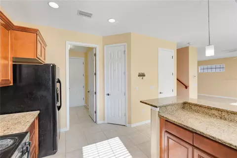 Entry Way - 413 Split Oak Ct, Eustis, FL 32736 photo 2 of 3