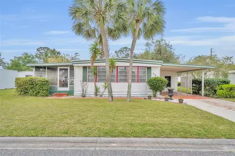 104 Diamond Head Dr, Leesburg, FL 34788