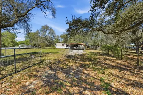 31621 S Lake Dr, Eustis, FL 32736