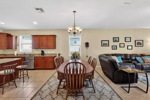 Dining - 30112 Kladruby Pt, Mount Dora, FL 32757 photo 1 of 1