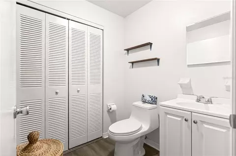 Bath - 1905 Virginia Ave, Eustis, FL 32726 photo 1 of 4