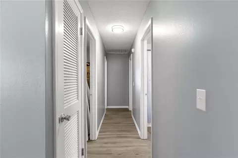 Entry Way - 1905 Virginia Ave, Eustis, FL 32726 photo 2 of 2