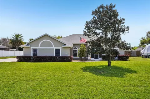 13116 Glenview Ln, Grand Island, FL 32735