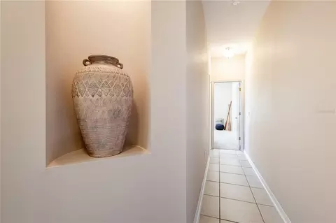 Entry Way - 2710 Autumn Ln, Eustis, FL 32726 photo 7 of 8