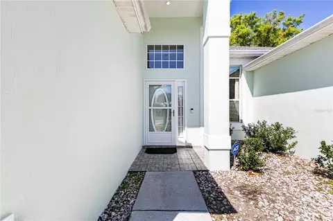 Entry Way - 2710 Autumn Ln, Eustis, FL 32726 photo 1 of 8