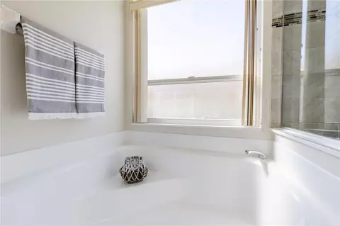 Bath - 2710 Autumn Ln, Eustis, FL 32726 photo 1 of 5