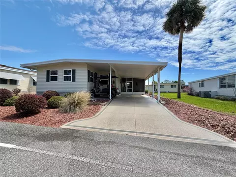 325 Palo Verde Dr, Leesburg, FL 34748