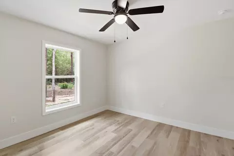 Bedroom - 1683 W Pearson St, Hernando, FL 34442 photo 3 of 4