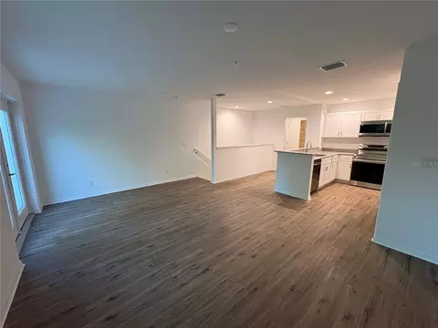 Living - 2525 6th Avenue Dr E, Bradenton, FL 34208 photo 3 of 3