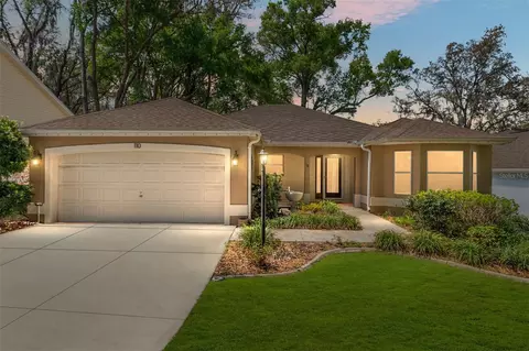 110 Chula Vista Ave, Lady Lake, FL 32159