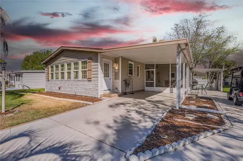 809 Orchid St, Lady Lake, FL 32159