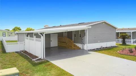 1658 Elkhart Cir, Tavares, FL 32778
