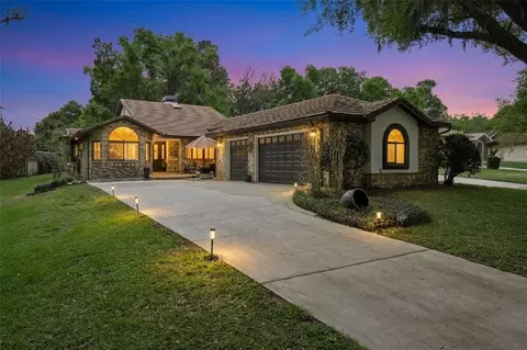 312 Waterwood Dr, Yalaha, FL 34797