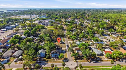 3820 7th St S, Saint Petersburg, FL 33705
