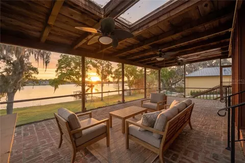 2874 E Crooked Lake Dr, Eustis, FL 32726