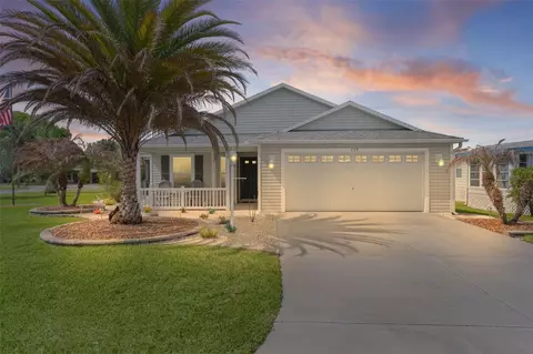 733 Jason Dr, Lady Lake, FL 32159