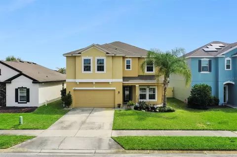 1128 White Water Bay Dr, Groveland, FL 34736