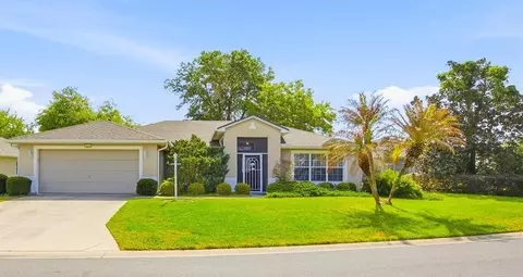 4913 Rainbow Trout Rd, Tavares, FL 32778