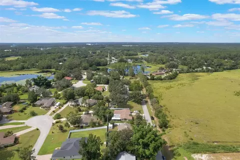 View/Area - 2002 Fairway Dr, Eustis, FL 32726 photo 4 of 8